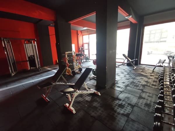 Power Line Sport Center - 15. Fotoğraf Power Line Sport Center - 15. Fotoğraf