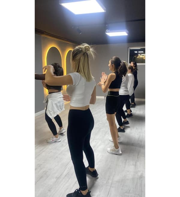 CM Sports Studio - 3. Fotoğraf